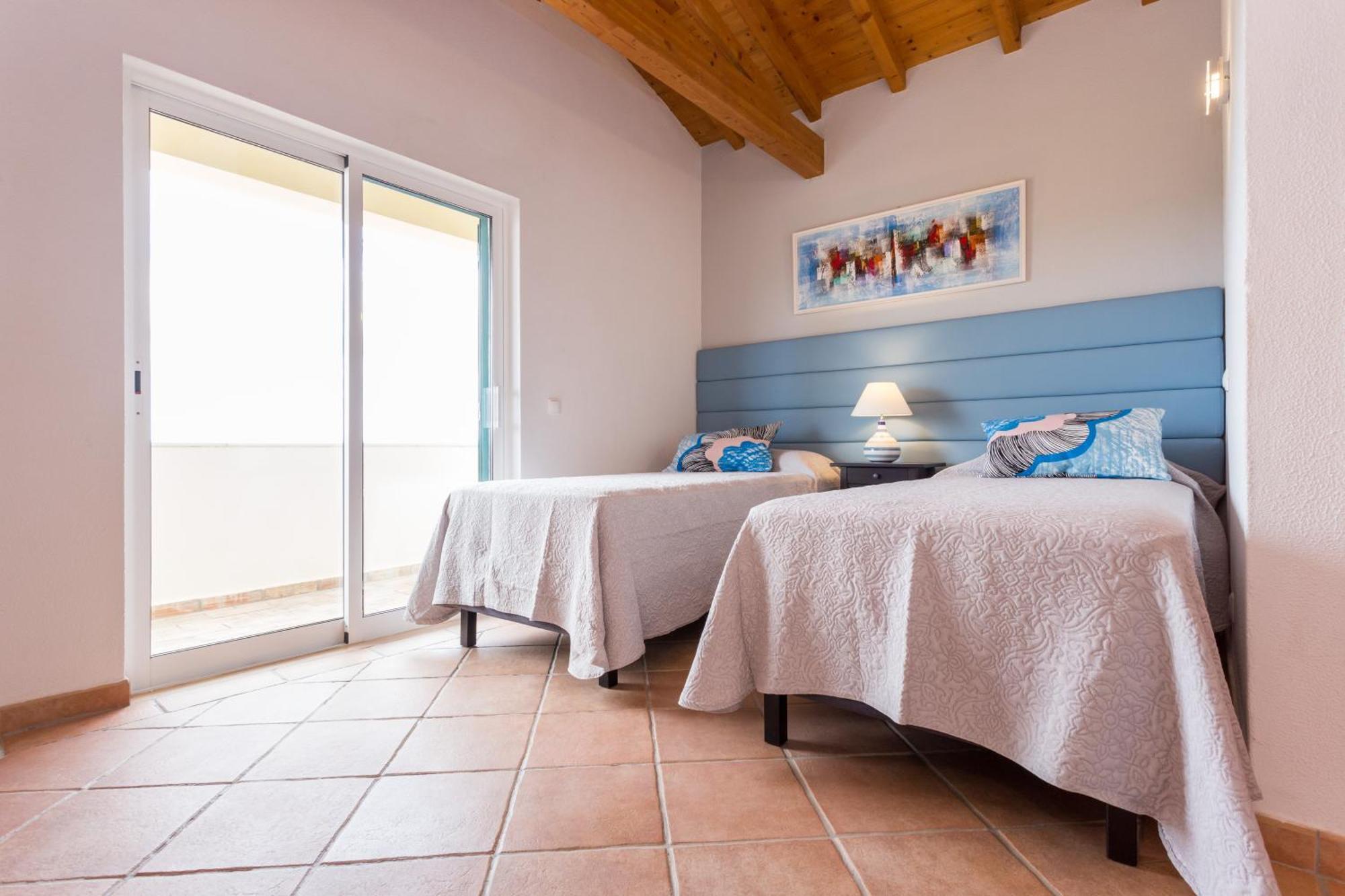 The Sun Hill Bed & Breakfast ลากอส ห้อง รูปภาพ